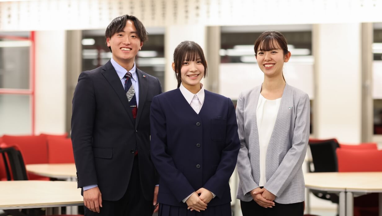 モチベーションを管理する「担任」と、学習指導を行う「講師」がダブルでサポートします！